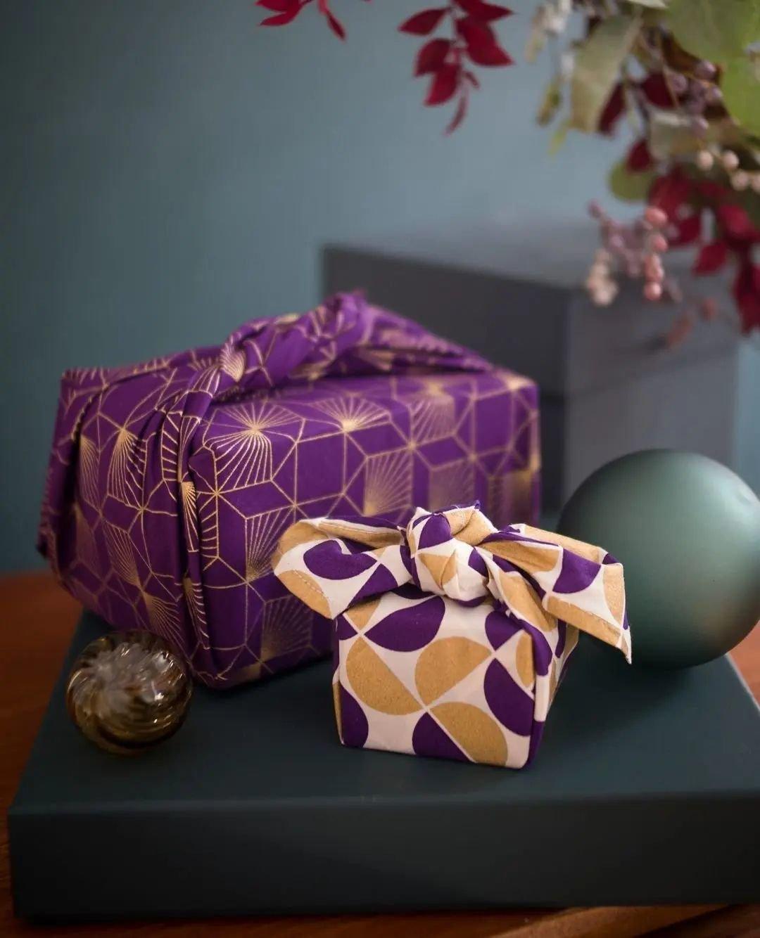 Gifts wrapping